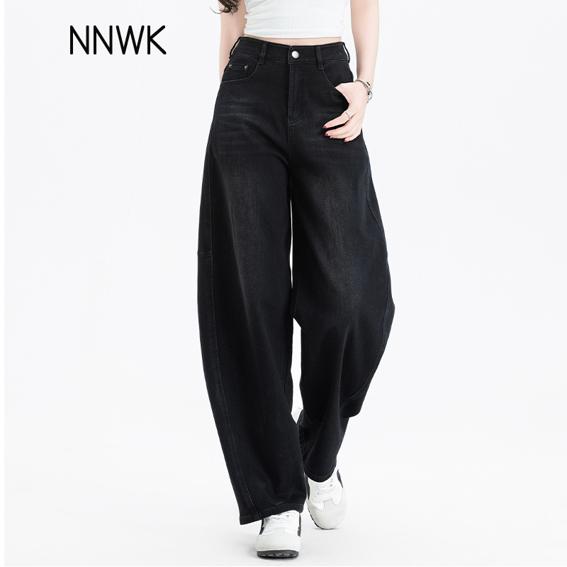 松弛感小个子黑色牛仔裤女弯刀裤
