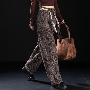腰果花加绒牛仔裤 子宽松显瘦弯刀裤 女2025新款 棕色加厚裤 冬季 时尚