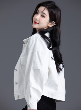 白色牛仔外套女春秋天2026新款上衣宽松休闲小个子设计感小众夹克