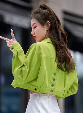 果绿色牛仔外套女春秋季2026新款短款女装上衣今年流行牛仔衣夹克