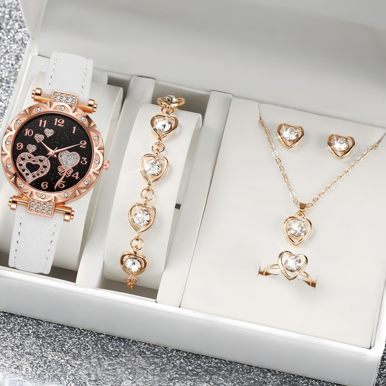 甜美气质女生手表饰品四件套礼盒装ins风显白时尚女表圣诞节礼物