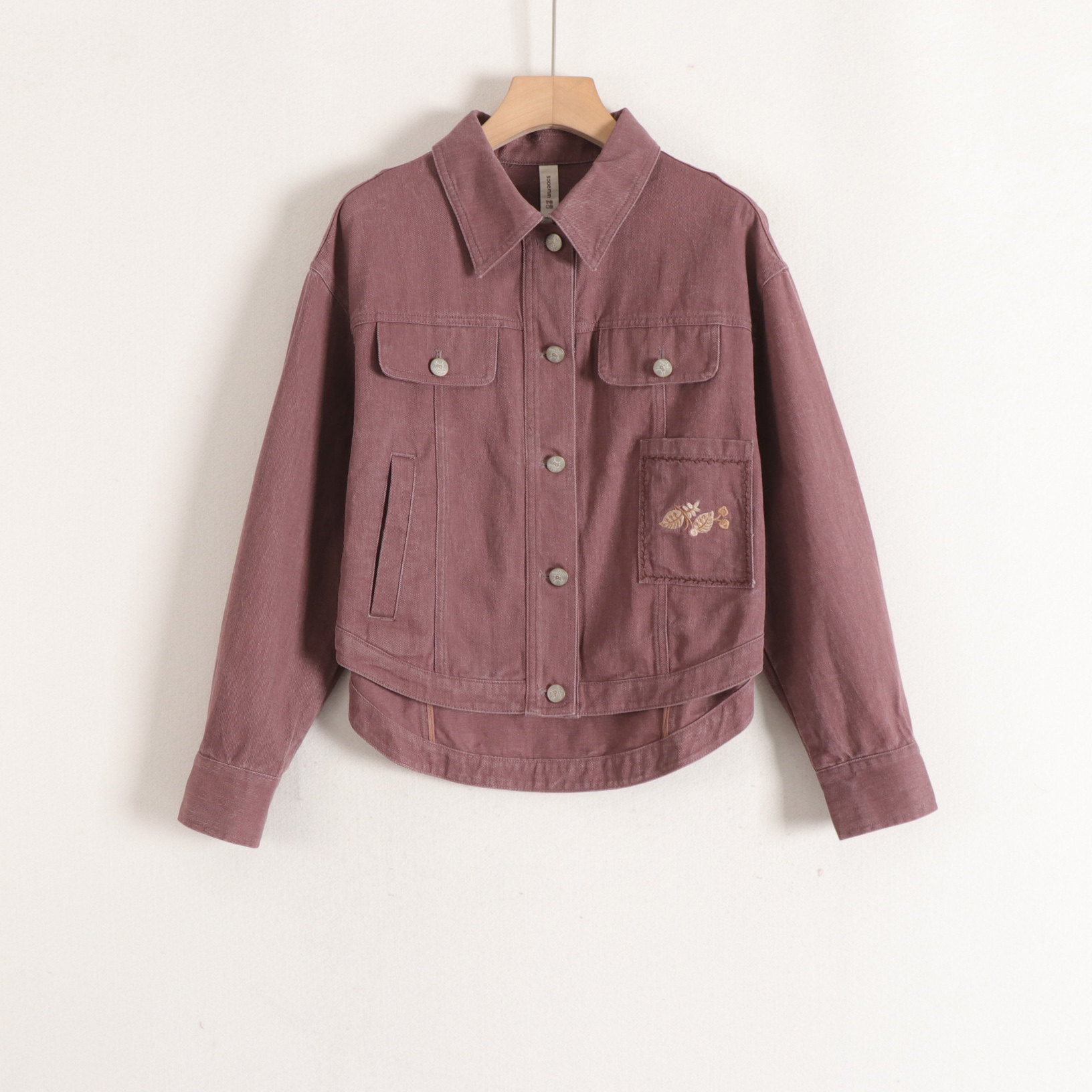 【言】洗水牛仔外套宽松直通简约刺绣清新文艺风单排扣26春装新款,女装/女士精品,短外套,淘宝优惠券,粉丝福利购,淘宝优惠卷