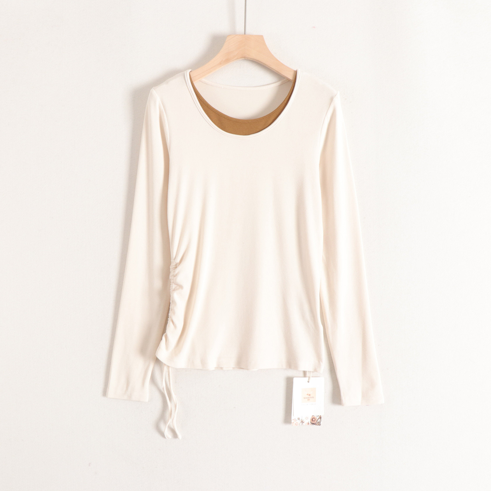 【言】拼色双领高弹紧身塑身抽褶简约百搭针织上衣女26春装新款,女装/女士精品,毛针织衫,淘宝优惠券,粉丝福利购,淘宝优惠卷