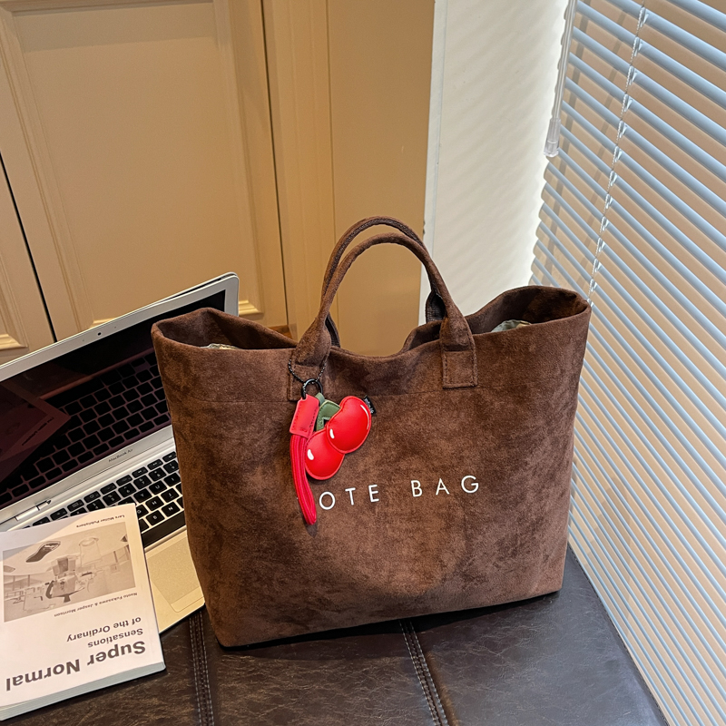 小众设计大容量手提包包女2025秋冬新款休闲百搭手拎包通勤托特包