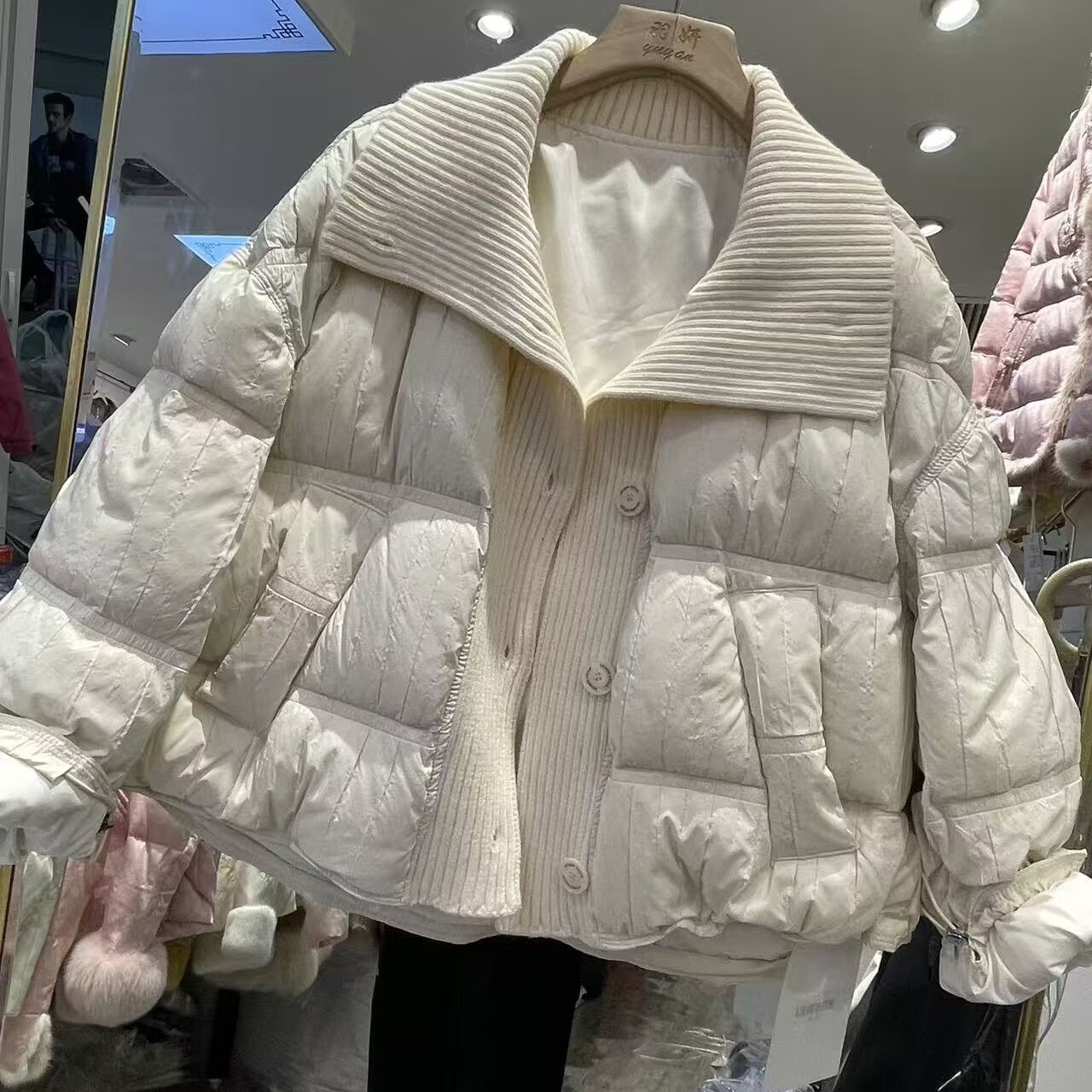 针织拼接羽绒服短款保暖