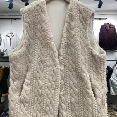 仿貂毛马甲女秋冬新款V领百搭宽松休闲背心坎肩叠穿外套聚0.89