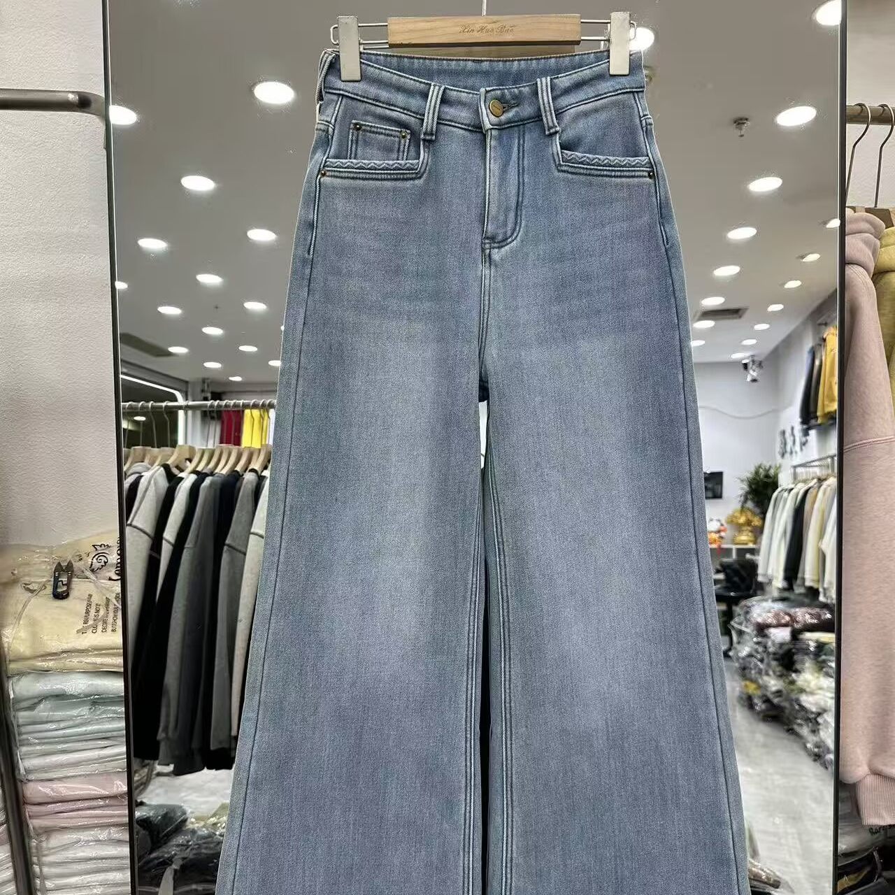 复合绒磨白阔腿牛仔裤女冬季新款高腰显瘦百搭休闲微喇裤汪1.0