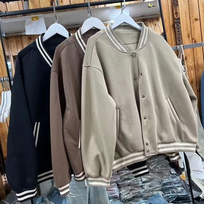 立领单排扣外套棒球服