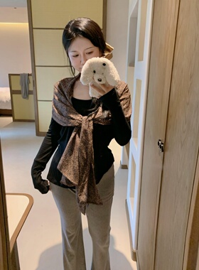 城南边儿9.13搭配亮点~豹纹围巾一大一小组合