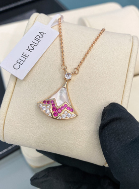 轻奢贝母扇形镶钻小裙子女生项链