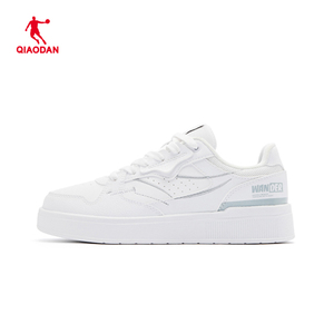 中国乔丹运动鞋板鞋女2025夏透气轻便百搭厚底小白鞋休闲鞋女鞋子