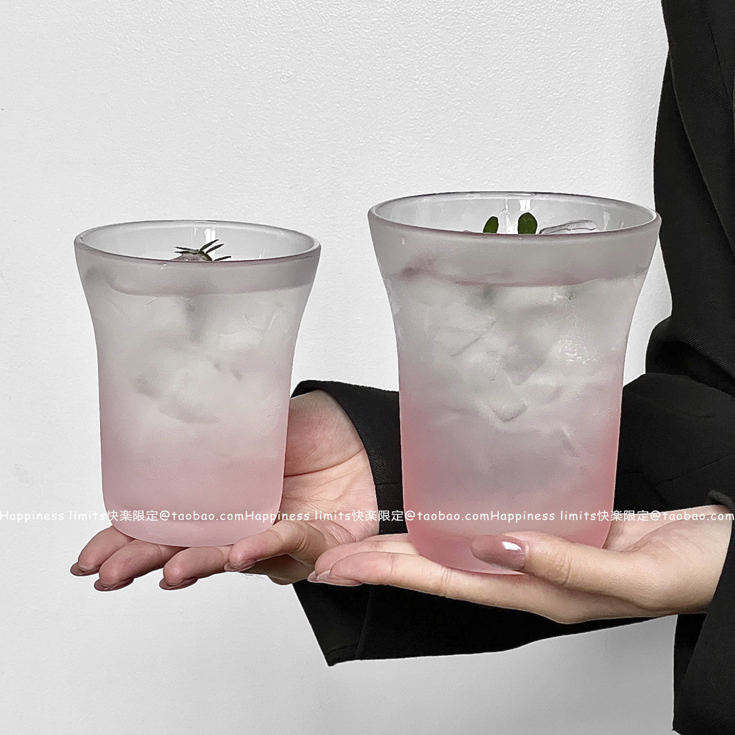 高级感ins风喇叭口玻璃杯渐变粉磨砂质感古典杯冷萃杯拿铁咖啡杯