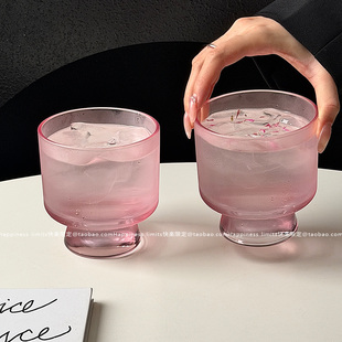 高级感小众粉色光底玻璃杯中古高脚杯鸡尾酒杯设计感饮品杯水杯子