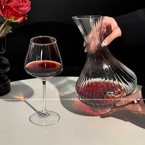 新款高颜值红酒醒酒器创意奢华简约高档家用轻巧玻璃葡萄酒分酒壶