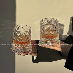 轻奢高档威士忌酒杯古典水晶杯不倒翁旋转解压啤酒杯高级感洋酒杯
