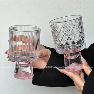 粉色竖纹山脉玻璃水杯高级感小众创意高脚饮品杯咖啡杯甜筒杯酒杯