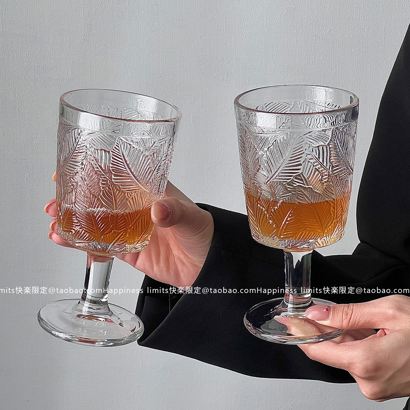 浮雕酒杯复古高脚玻璃杯ins风水杯网红果酒杯子红酒杯洋酒果汁杯