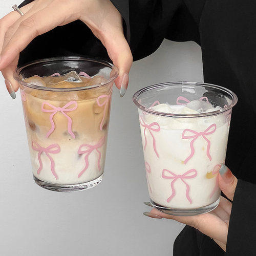 浪漫粉满版手绘蝴蝶结透明玻璃杯