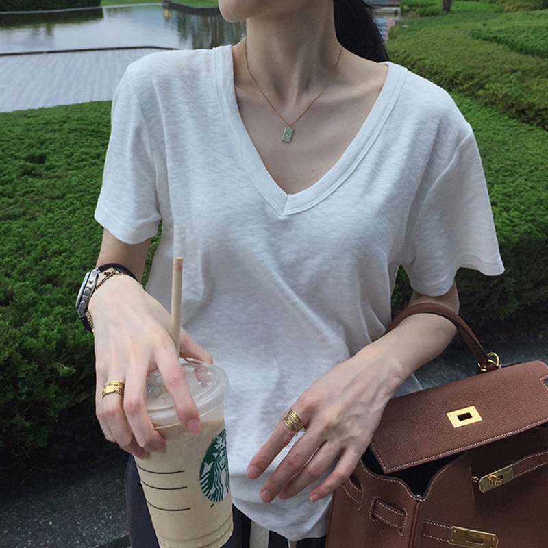 2025春夏正肩韩版宽松白色短袖t恤女叠穿纯棉v领内搭遮肉显瘦上衣,女装/女士精品,T恤,淘宝优惠券,粉丝福利购,淘宝优惠卷