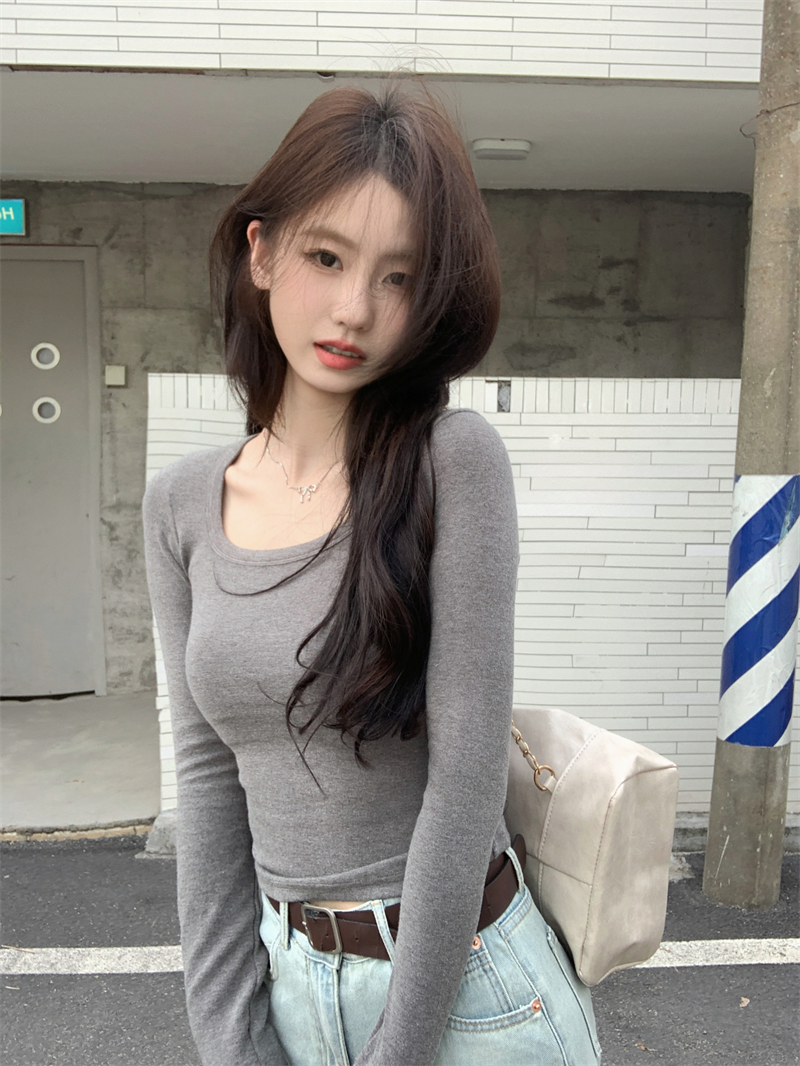 显瘦内搭低领锁骨叠穿上衣