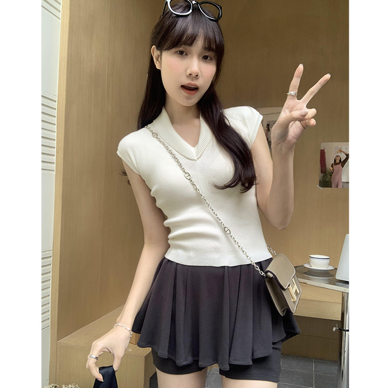 新款短款针织衫设计感上衣