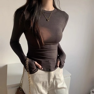2026春秋冬季套指打底衫正肩内搭修身下摆弧形短款上衣长袖t恤女