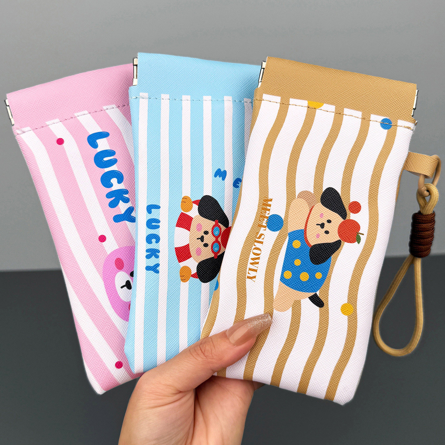 眼镜收纳盒便携式墨镜太阳镜眼镜盒可挂自动闭合学生眼镜袋带挂绳