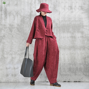 易见秋冬新款文艺范复古盘扣民族风短款外套休闲灯笼裤棉麻套装女