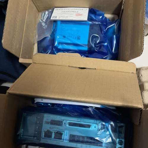 (议价）禾川400W电机SV-X2MH040A-N2LN，驱动器已