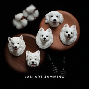 车载西高地萨摩耶银狐古牧香薰扩香石出风口香水夹车内可爱装 饰