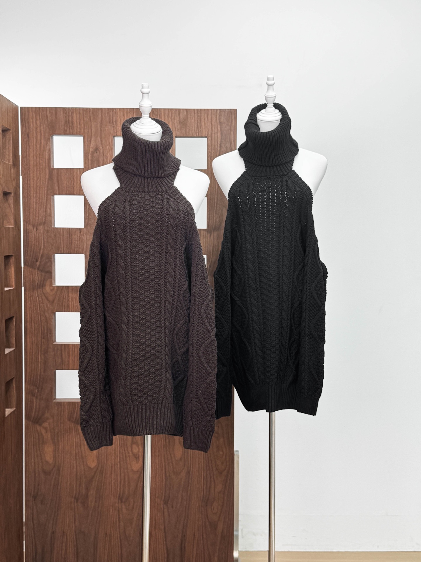 韩系性感麻花纹高领露肩露背毛衣冬季复古辣妹风气质针织衫连衣裙