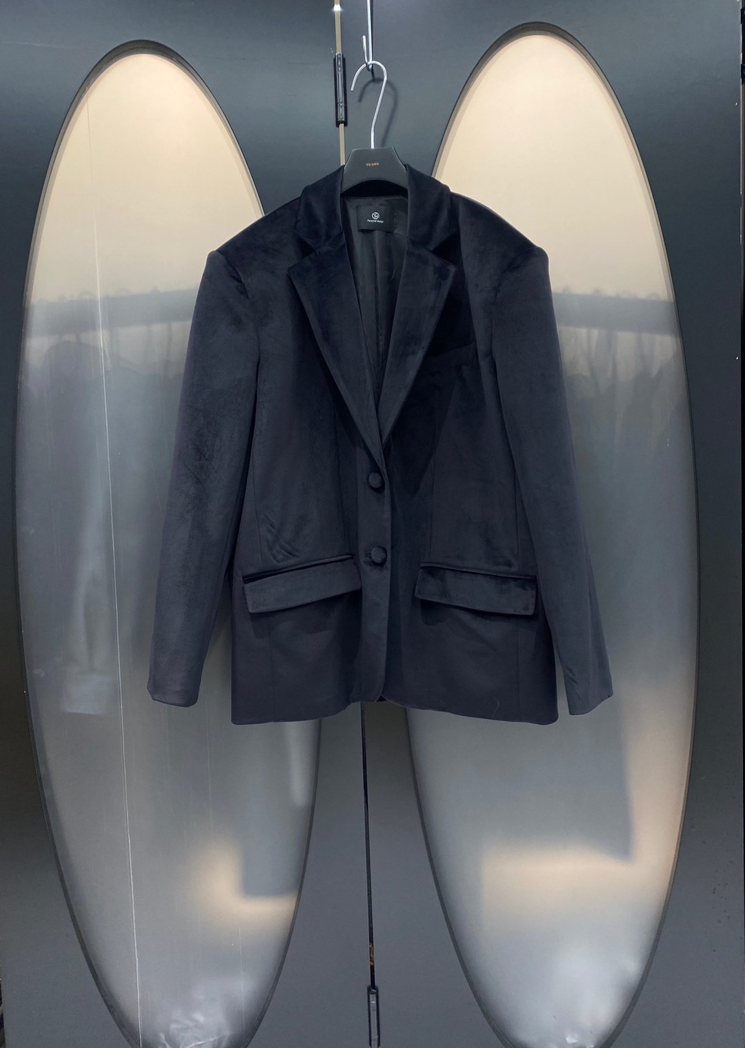 简洁光版设计挺阔正肩宽松黑色西装外套男友风帅气加厚丝绒西服女