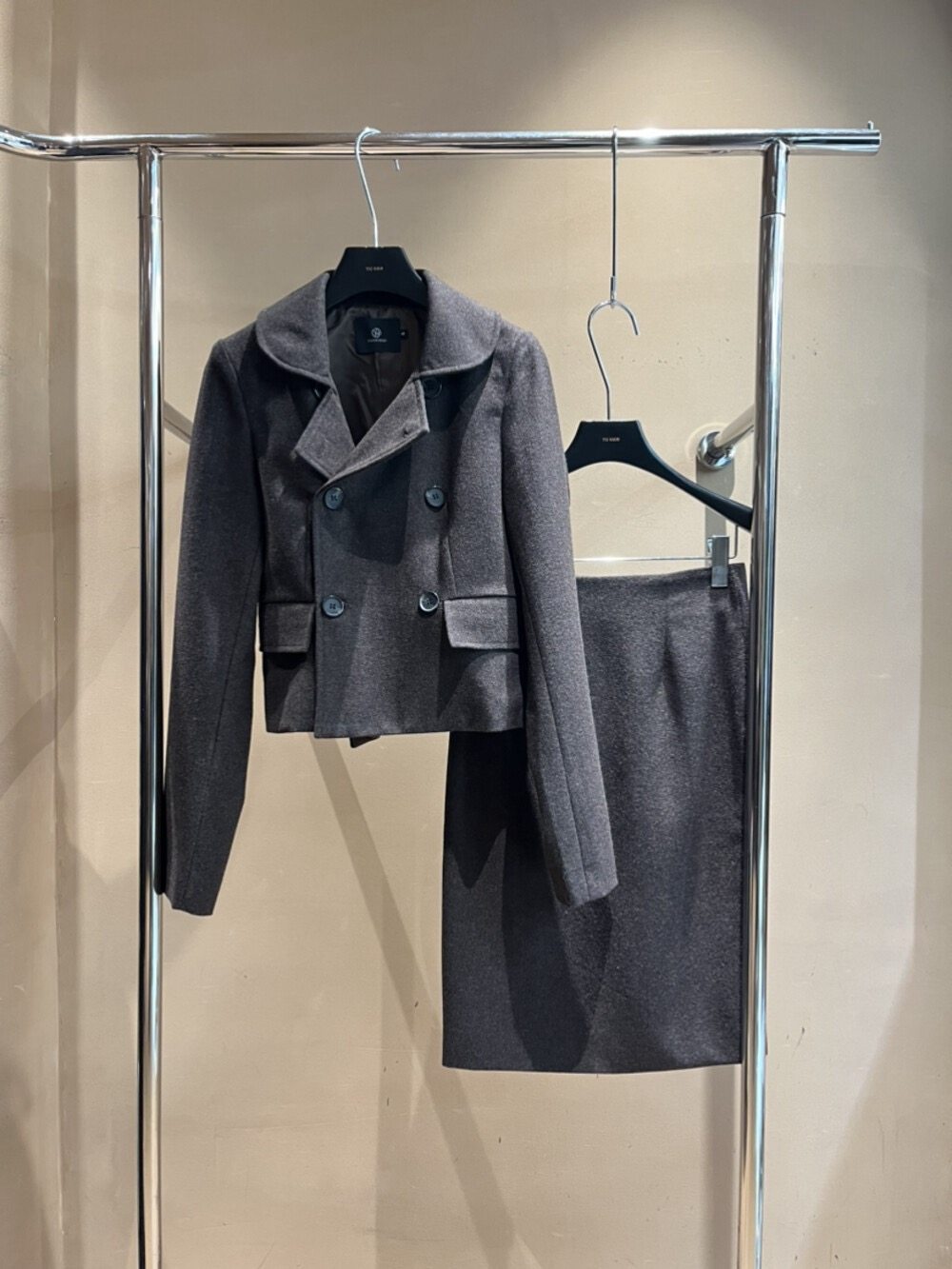 短款毛呢西装大衣中长及膝半身裙两件套冬季气质复古高级感套装女