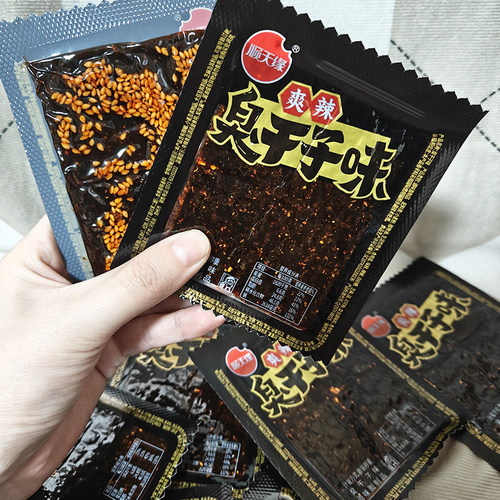 顺天缘爽辣臭干子味辣条面筋