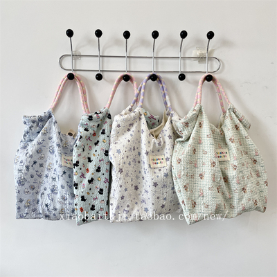 小白兔几 卡通压花帆布包女大容量手提包逛街购物袋学生上课书包