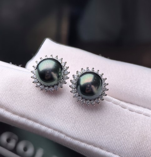 天然海水大溪地黑珍珠孔雀绿伴彩耳钉925银戴妃太阳花款简约百搭