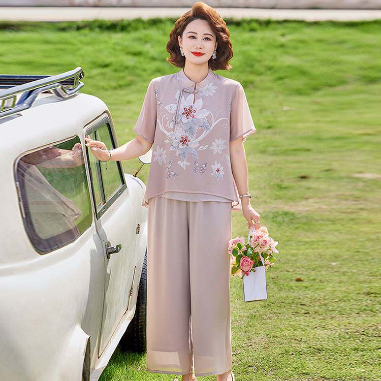 官方专柜2026新款妈妈夏装短袖T恤小衫套装中老年女夏季遮肚雪纺