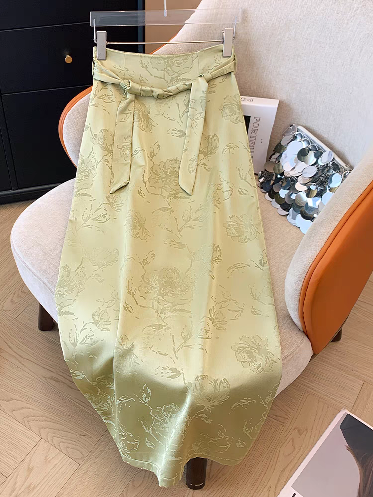 新中式国风真丝缎面半身裙女2025春夏季新款高腰提花醋酸中长裙子