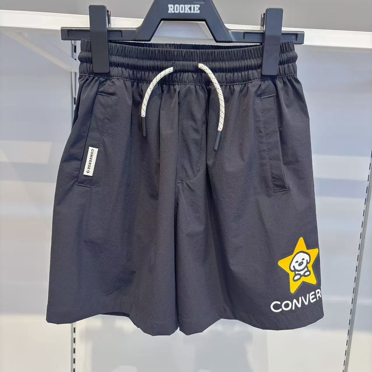 Converse匡威26年秋季新联名款萌狗男女童休闲百搭短裤CV2632064
