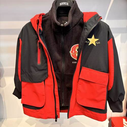 匡威26年春男女颗粒绒冲锋衣外套