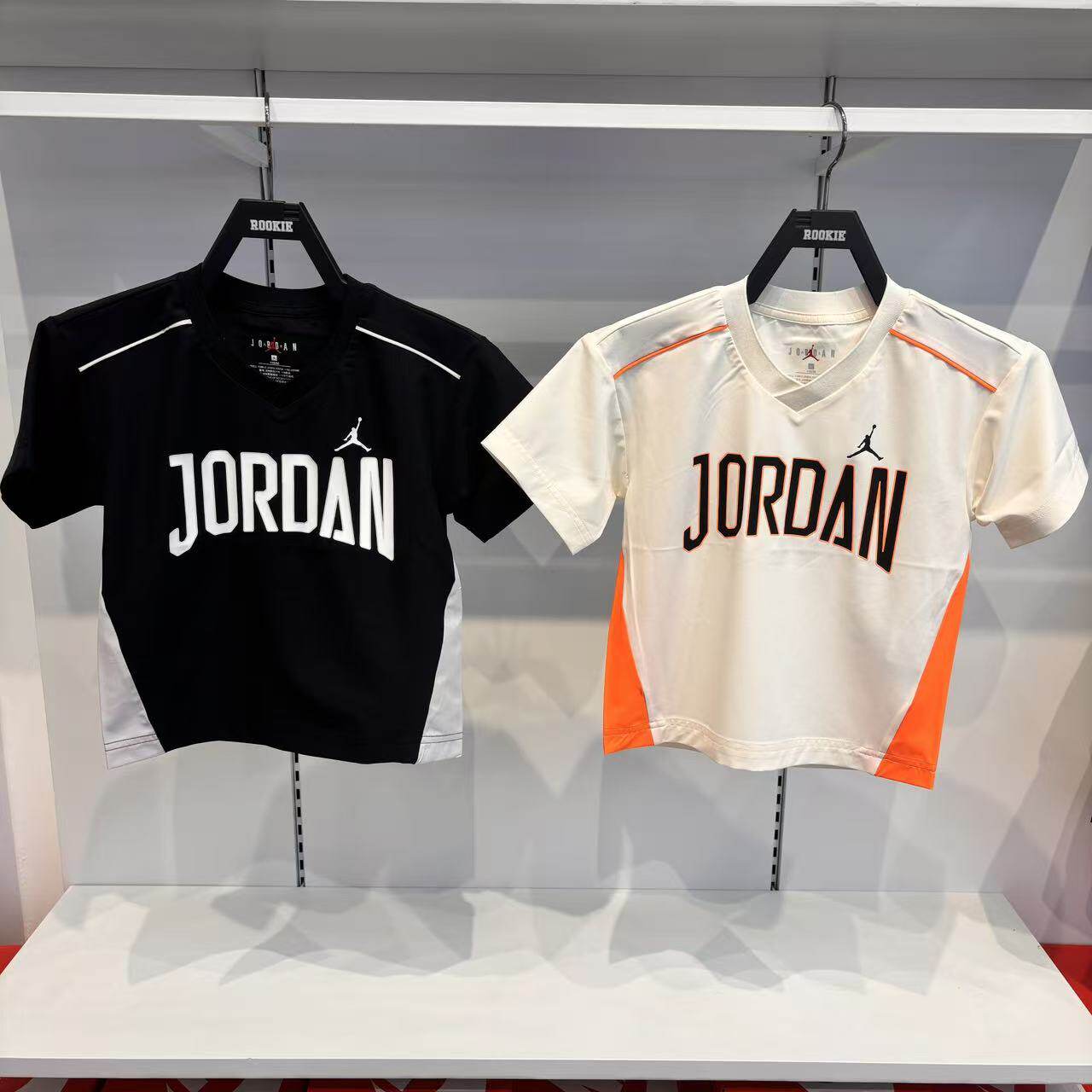 JORDAN乔丹26年夏专柜男女童V领短袖舒适运动速干T恤JD2622007