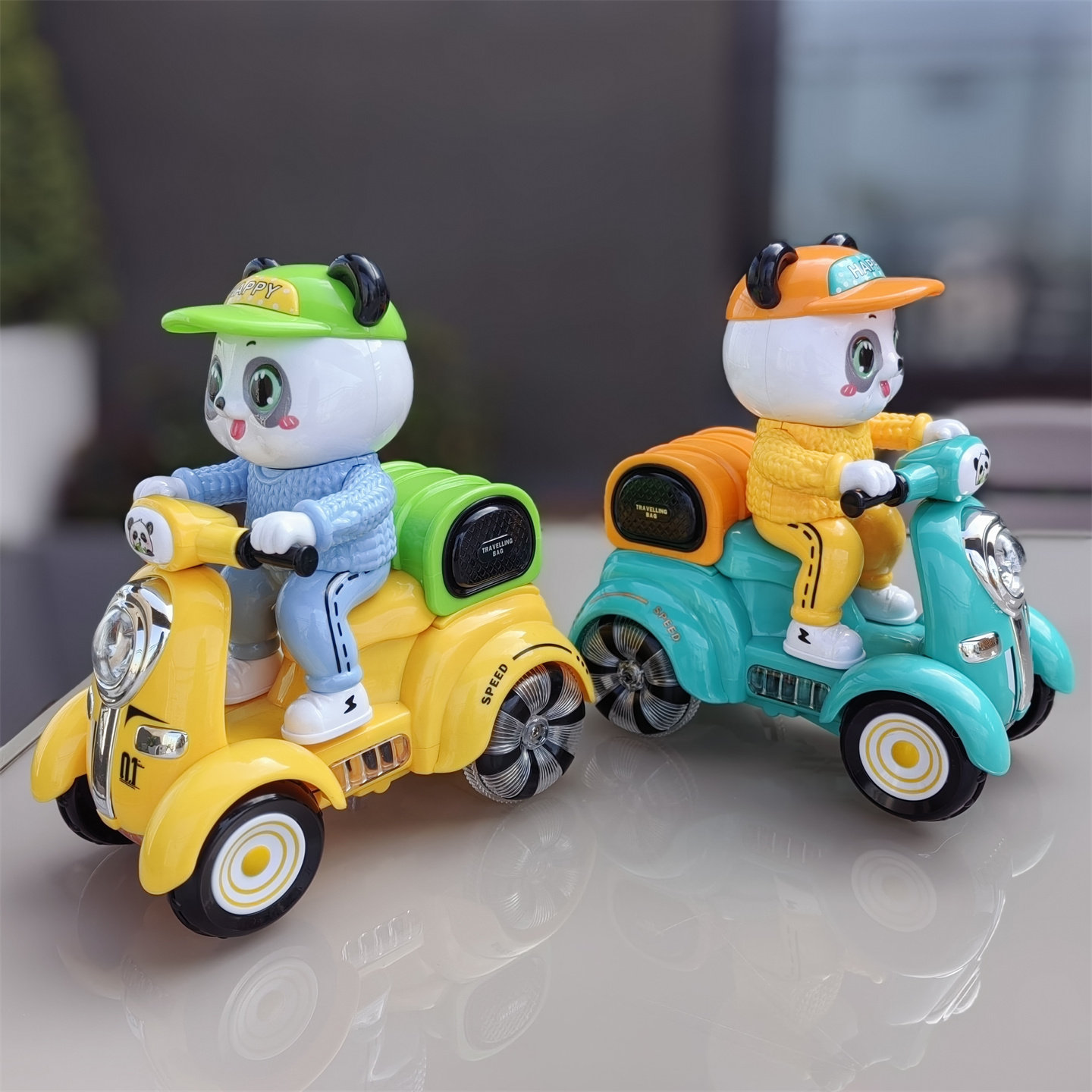 创意卡通熊猫小车发光玩偶毛绒玩具钥匙扣挂件装饰摆件儿童玩具车