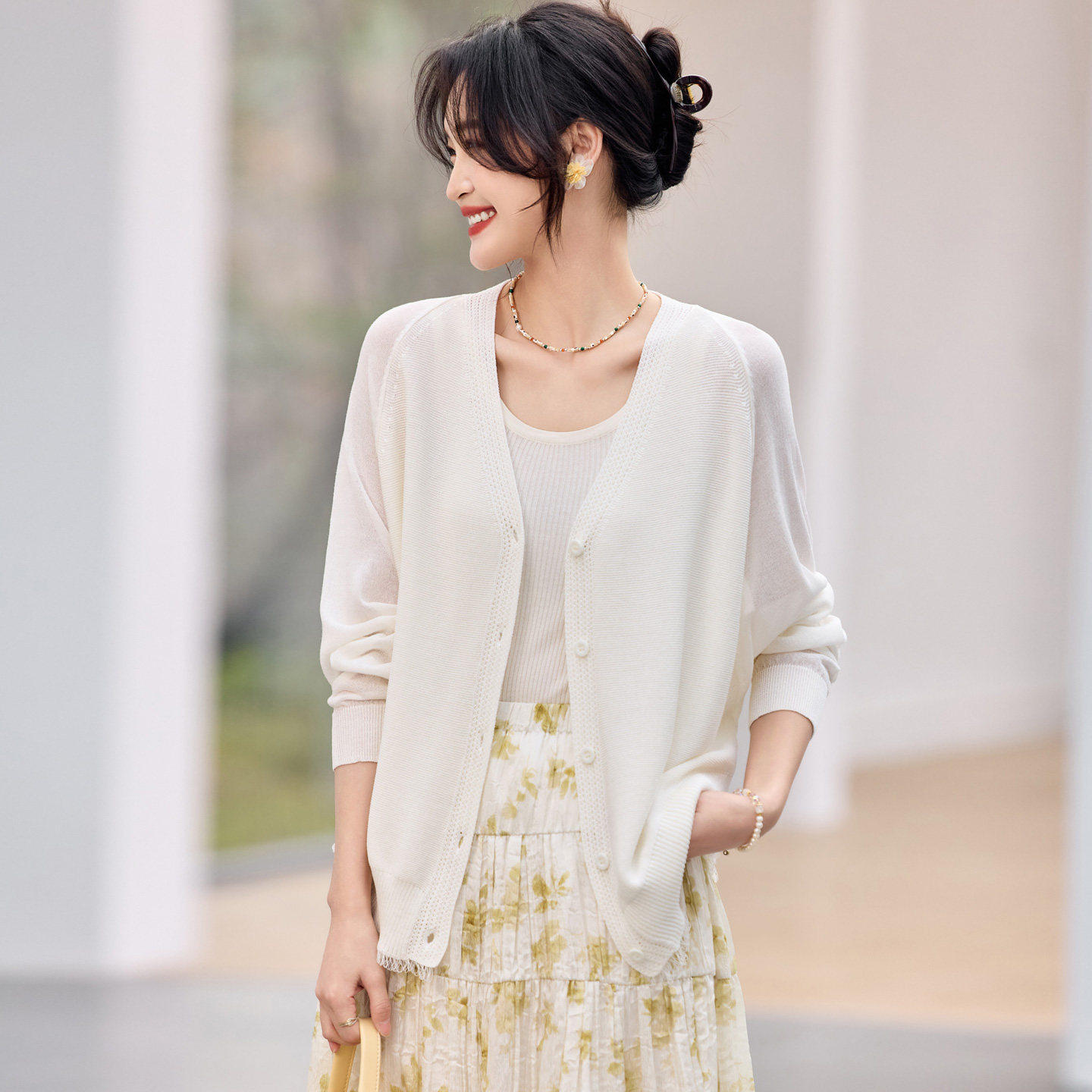 冰丝针织开衫女薄款小外搭披肩外套配吊带连衣裙子高级感防晒上衣