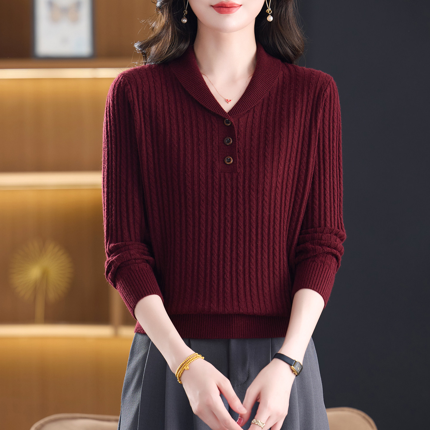 翻领麻花纹针织衫女长袖套头显瘦气质毛衣2026秋季新款高级感上衣