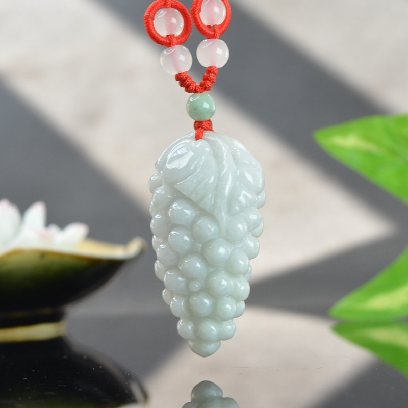 天然a货翡翠葡萄吊坠多子多福缅甸玉石葡萄挂件硕果累累项链礼物
