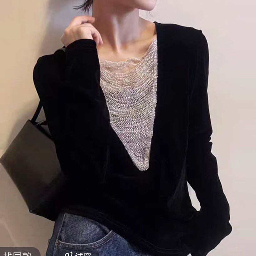 设计感串珠V领拼接长袖丝绒T恤女2026早春新款修身个性打底衫减龄