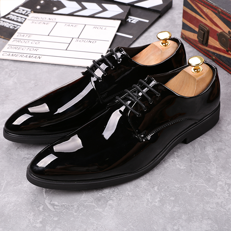 英伦正装黑色亮皮漆皮男鞋商务休闲系带皮鞋青年潮流西装新郎婚鞋