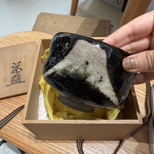 日本中古黑乐乐烧富士山抹茶碗乐吉左卫门 本手作 珍藏稀有孤品