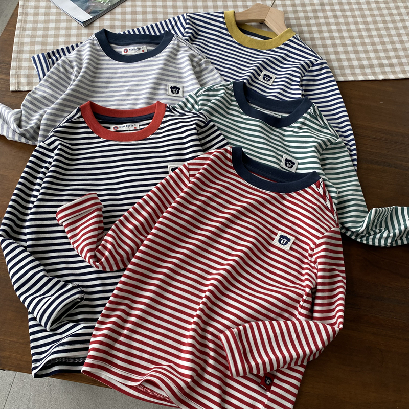 工艺认真价格实惠海军风长袖T恤