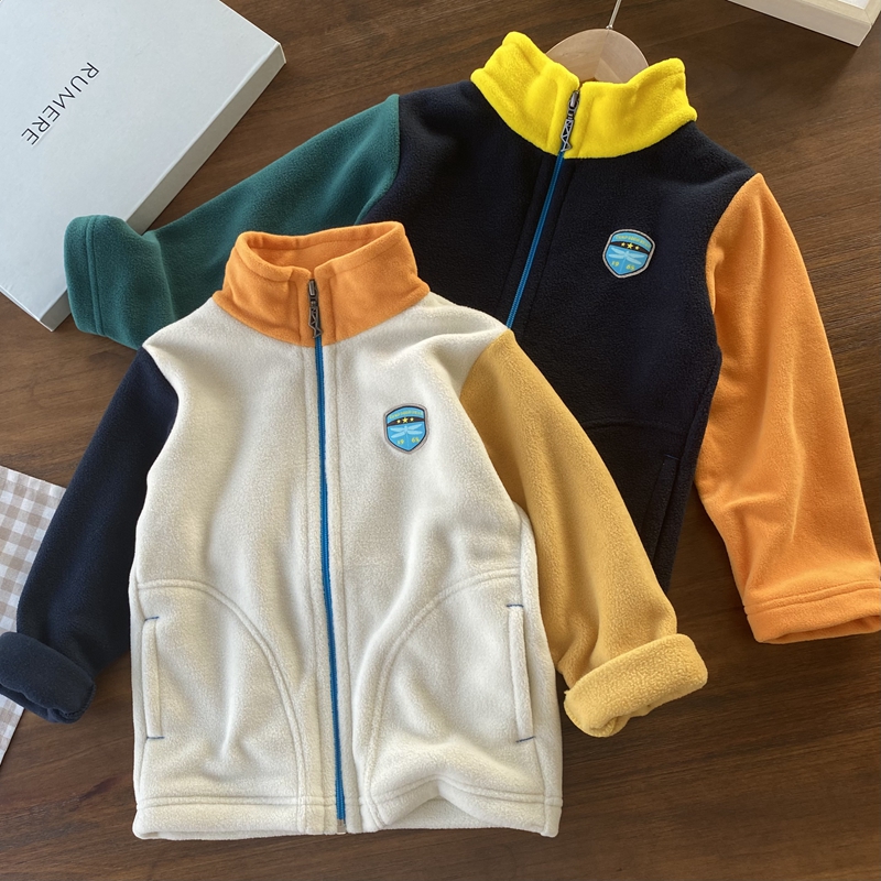 轻暖柔软很细腻~摇粒绒外套